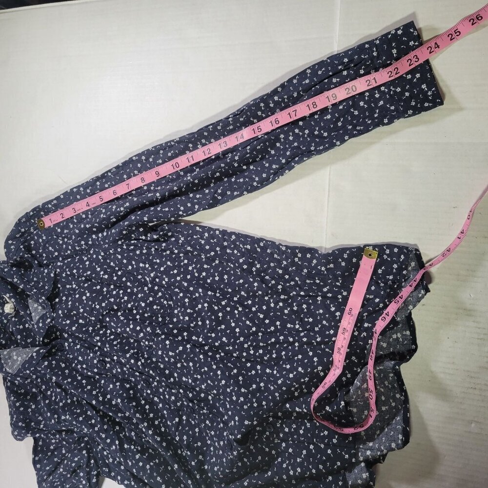 Beachlunchlounge Navy Floral Button-Up Long Sleeve Shirt Size M/M - Picture 5 of 8